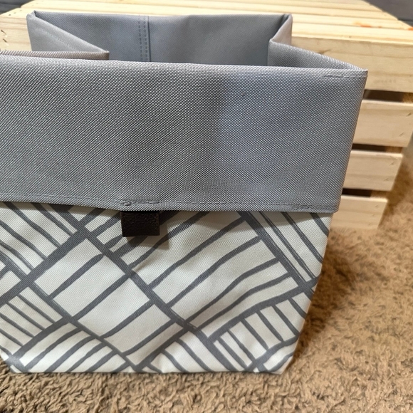 Reversible Bin - Medium (Grey Patchwork) - Picture 4 of 4